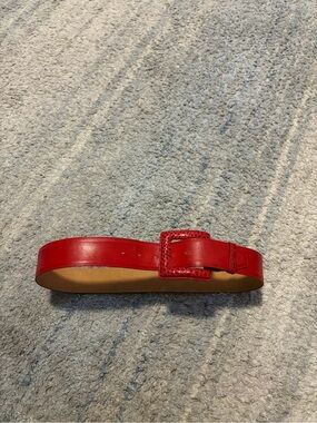 Vintage Kleinberg Sherrill Red Leather Belt Alligator Croc Texture Buckle Med 34